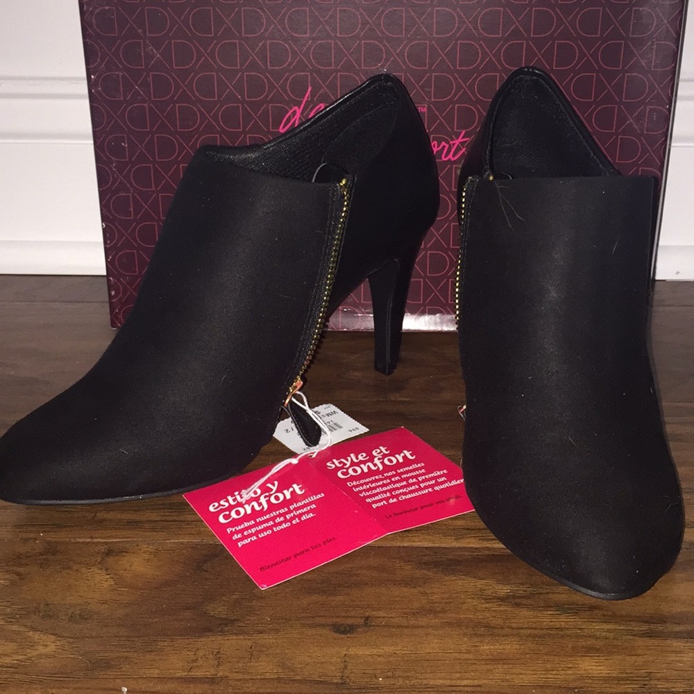 NWT dexflex comfort booties